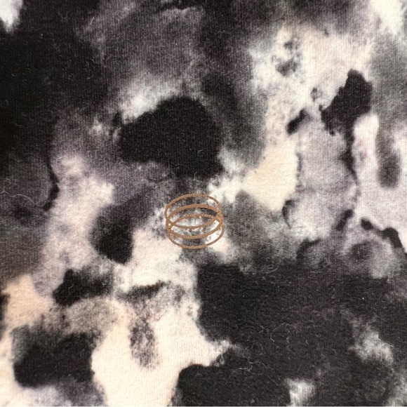 Balance Collection Leggingd - Picture 5 of 5